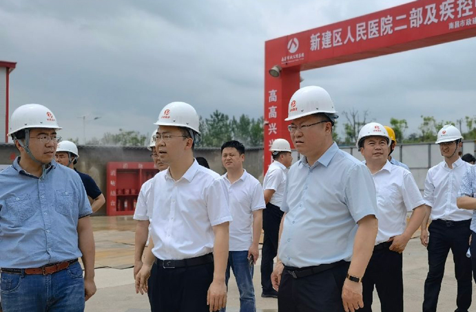 新建區(qū)委常委、常務(wù)副區(qū)長賈中強(qiáng)到新建區(qū)職業(yè)技術(shù)學(xué)校新校區(qū)建設(shè)項(xiàng)目、新建區(qū)人民醫(yī)院二部及疾控中心項(xiàng)目調(diào)研